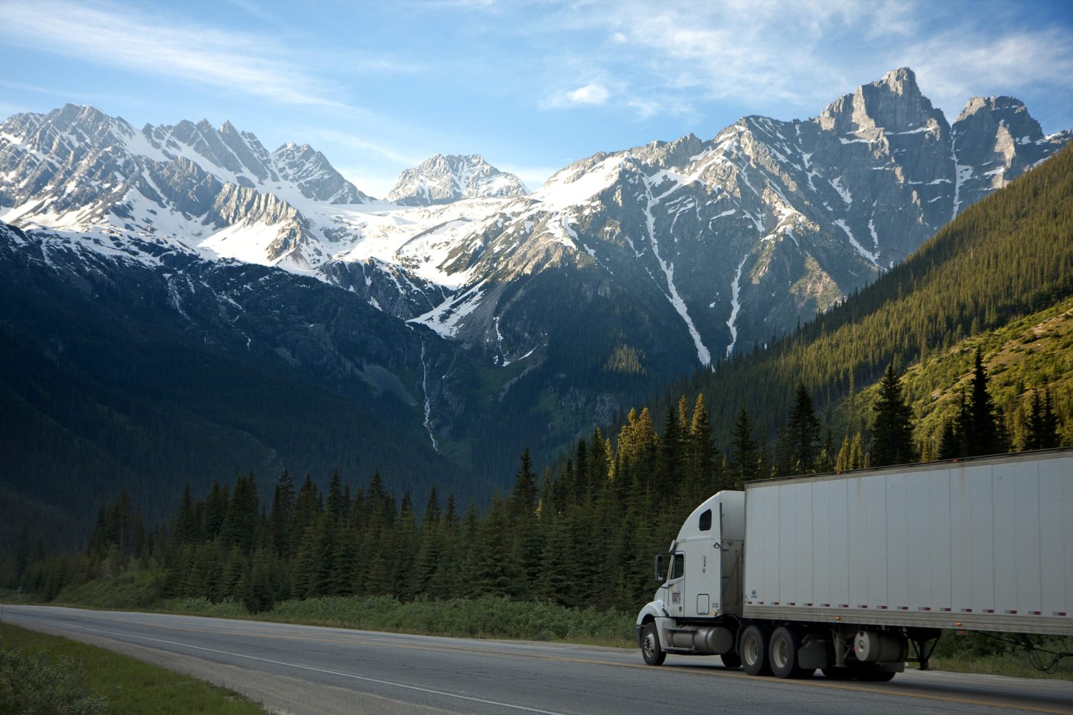 truck-gd52969902_1920